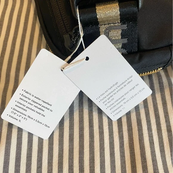 Lululemon Wordmark Everywhere Beltbag 1L - Picture 9 of 9